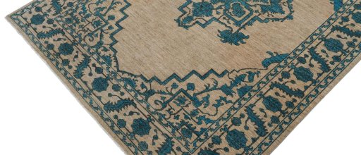 Backside of handmade New Farahan rug showing knot structure and weave density