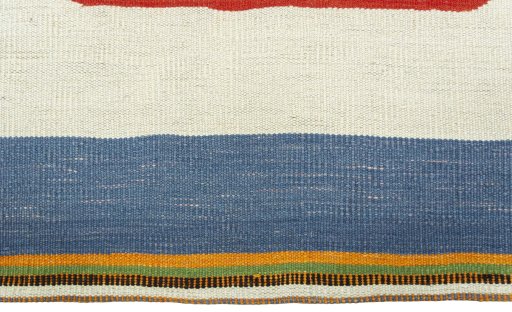 Central medallion detail of New Kilim Sofre rug from Turkey