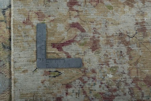 Close-up detail of 1950s Vintage rug from Pakistan showing Wool weave