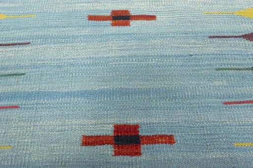 Backside of handmade New Kilim Sofre rug showing knot structure and weave density