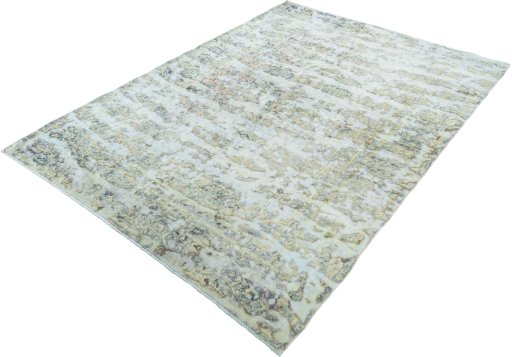Corner detail of 1950s Vintage rug showing border pattern and Wool pile