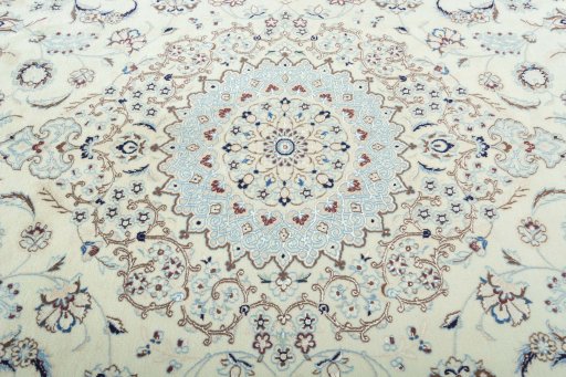 Central medallion detail of 2000s Nain rug from Iran / Persia