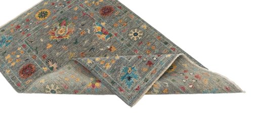 Central medallion detail of New Farahan rug from Pakistan