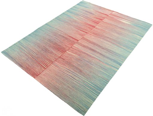 Corner detail of New Kilim Kiasar rug showing border pattern and Wool pile