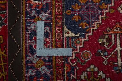 Surface texture of 2000s Meymeh rug with natural Wool and intricate pattern