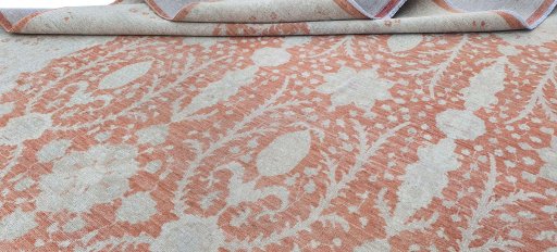 Close-up detail of New Farahan rug from Pakistan showing Wool weave