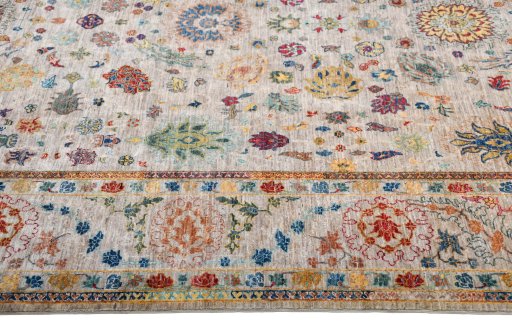 Corner detail of Unknown Haj-jalili rug showing border pattern and Cotton pile
