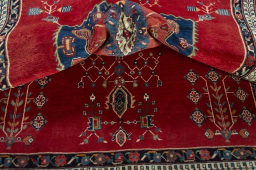Close-up detail of 2000s Sirjan rug from Iran / Persia showing Wool weave