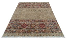 Surface texture of New Samarkand rug with natural Wool and intricate pattern