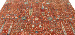 Backside of handmade New Haj-jalili rug showing knot structure and weave density