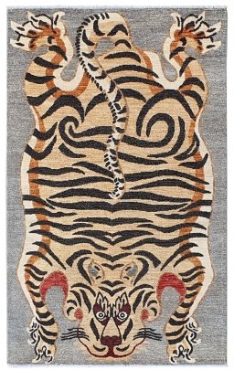 Full view of New Farahan rug from Pakistan, 187 × 116 cm in Gray tones