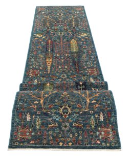 Central medallion detail of New Haj-jalili rug from Pakistan