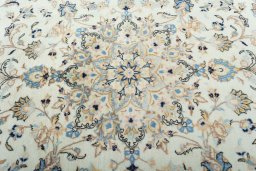 Central medallion detail of New Kashan rug from Iran / Persia