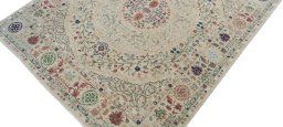 Backside of handmade New Haj-jalili rug showing knot structure and weave density