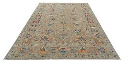 Surface texture of New Farahan rug with natural Wool and intricate pattern