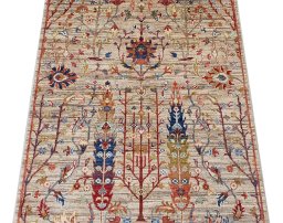 Backside of handmade New Haj-jalili rug showing knot structure and weave density
