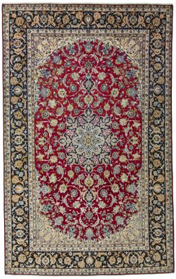 Full view of 2000s Najafabad rug from Iran / Persia, 465 × 290 cm in Red tones