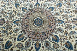 Central medallion detail of 2000s Kashmar rug from Iran / Persia