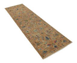 Corner detail of New Farahan rug showing border pattern and Wool pile