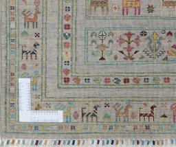 Corner detail of New Samarkand rug showing border pattern and Wool pile