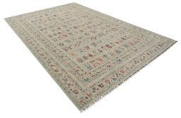 Corner detail of New Samarkand rug showing border pattern and Wool pile