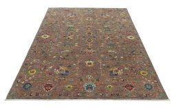 Surface texture of New Farahan rug with natural Wool and intricate pattern
