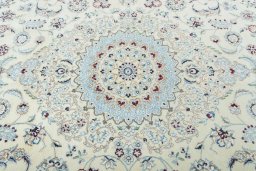 Central medallion detail of 2000s Nain rug from Iran / Persia