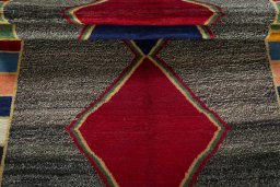 Full view of 1970s Persian Gabbeh rug from Iran / Persia, 268 × 140 cm in Gray tones