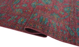 Close-up detail of New Farahan rug from Pakistan showing Wool weave