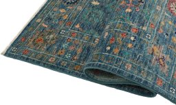 Close-up detail of New Farahan rug from Pakistan showing Wool weave