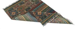 Central medallion detail of New Samarkand rug from Pakistan