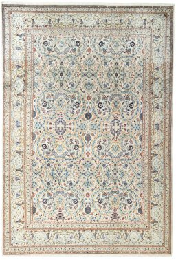 Full view of 1950s Kashan rug from Iran / Persia, 382 × 260 cm in Beige tones