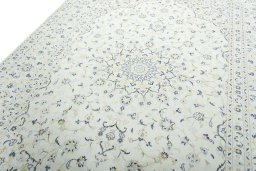Backside of handmade 2000s Kashan rug showing knot structure and weave density