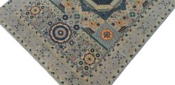 Backside of handmade New Mamluk rug showing knot structure and weave density