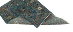 Central medallion detail of New Farahan rug from Pakistan