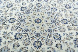 Central medallion detail of 2000s Kashan rug from Iran / Persia
