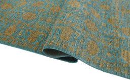 Close-up detail of New Farahan rug from Pakistan showing Wool weave
