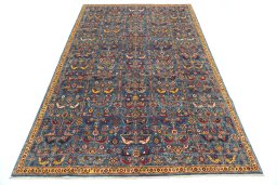 Corner detail of New Ariana rug showing border pattern and Wool pile