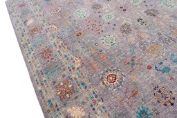 Backside of handmade New Haj-jalili rug showing knot structure and weave density