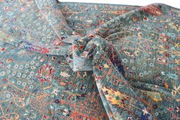 Backside of handmade New Haj-jalili rug showing knot structure and weave density