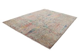 Corner detail of New Haj-jalili rug showing border pattern and Wool pile