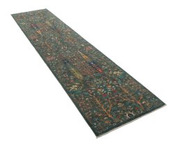 Close-up detail of New Haj-jalili rug from Pakistan showing Wool weave