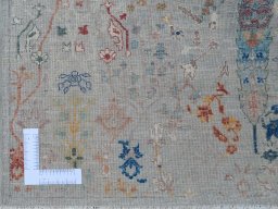 Corner detail of New Haj-jalili rug showing border pattern and Wool pile