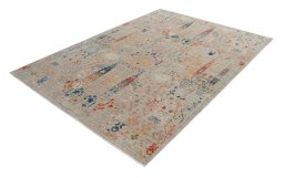 Corner detail of New Haj-jalili rug showing border pattern and Wool pile