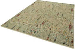 Corner detail of New Haj-jalili rug showing border pattern and Wool pile