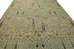 Central medallion detail of New Haj-jalili rug from Pakistan