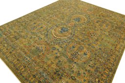 Central medallion detail of New Haj-jalili rug from Pakistan