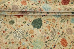Close-up detail of New Haj-jalili rug from Pakistan showing Wool weave