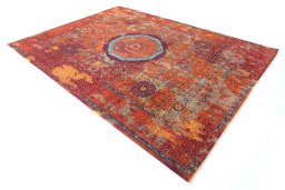 Corner detail of New Mamluk rug showing border pattern and Wool pile