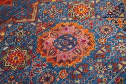 Corner detail of New Mamluk rug showing border pattern and Wool pile